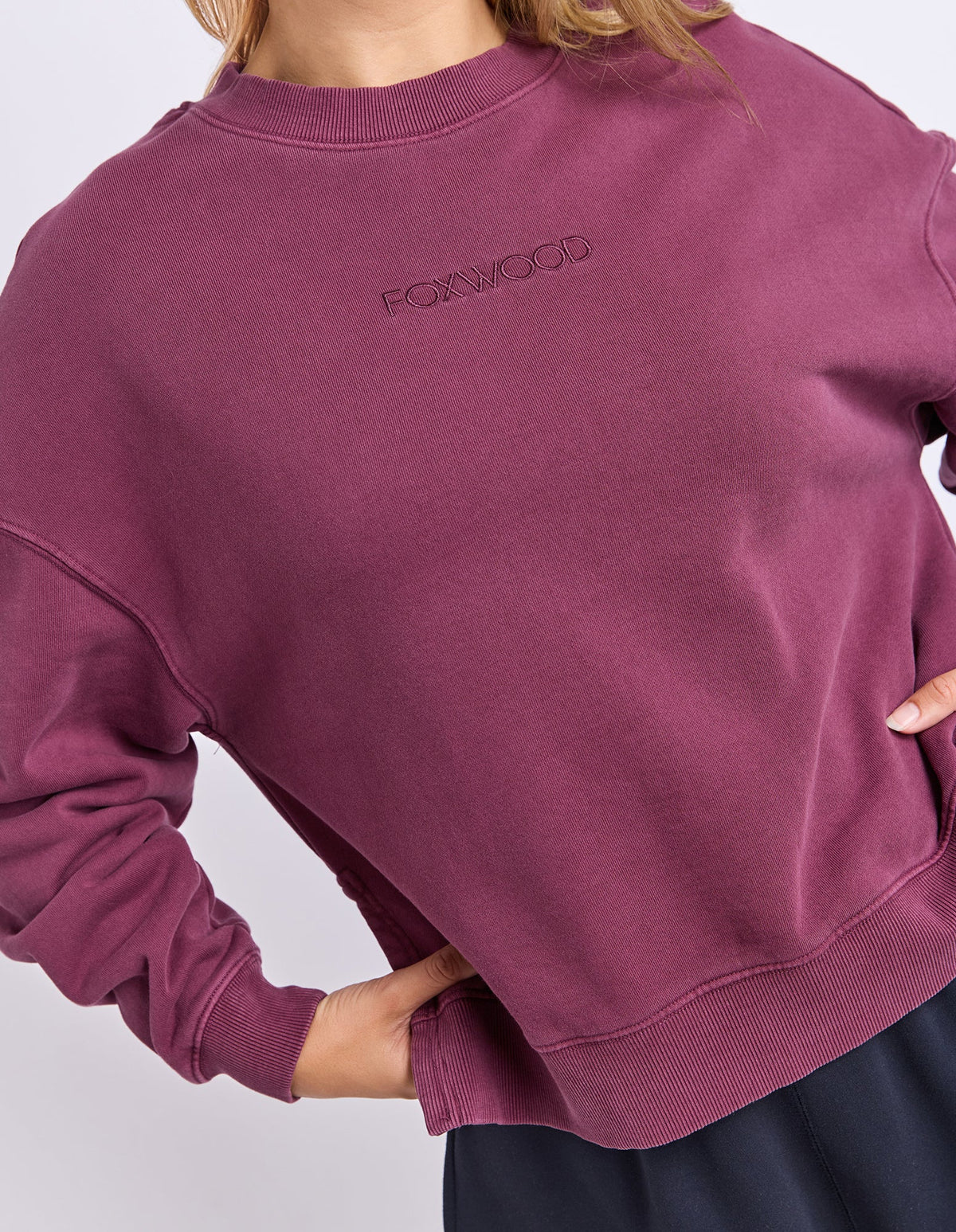 Essence Crew - Plum