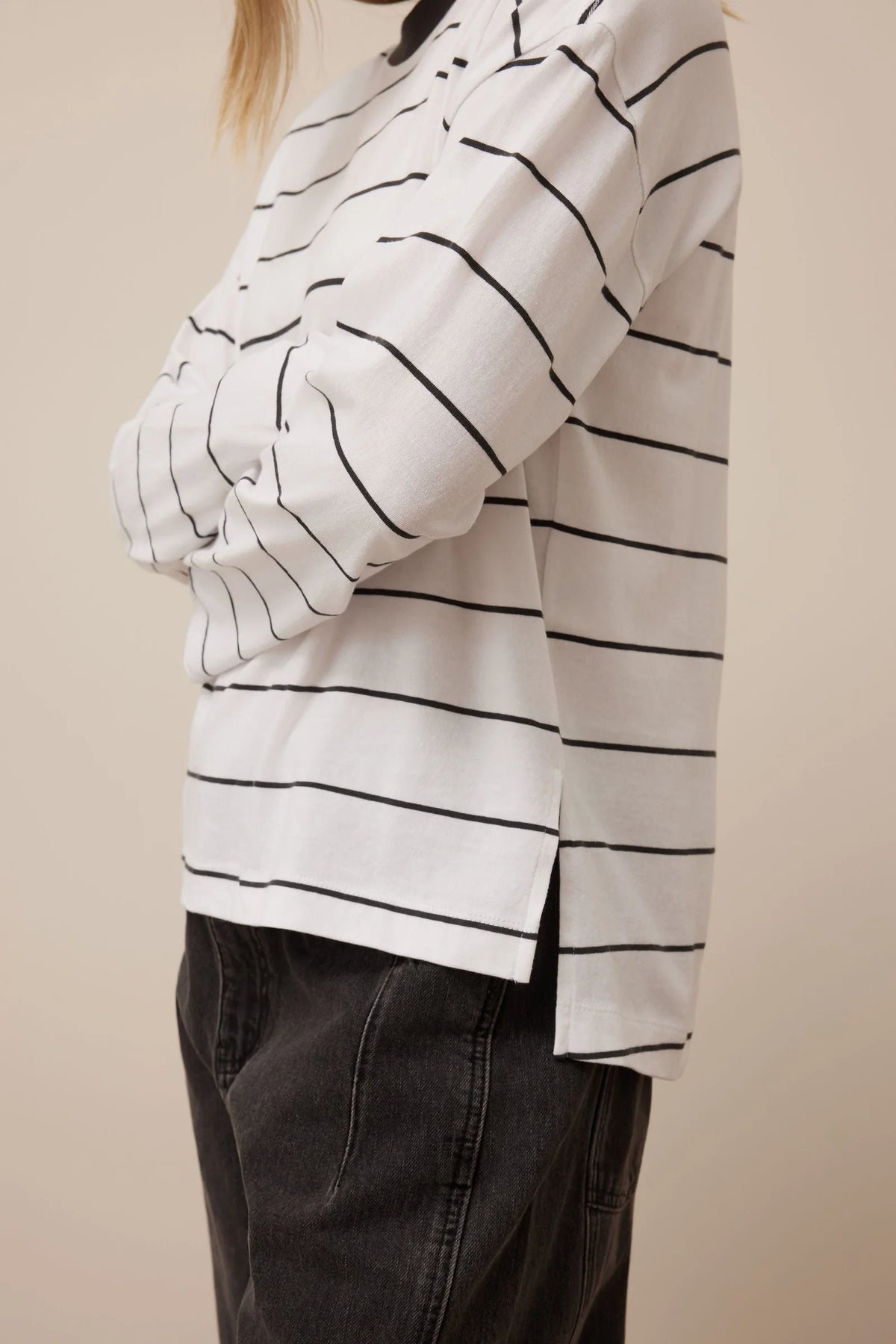 Scout Long Sleeve - White/Charcoal Stripe