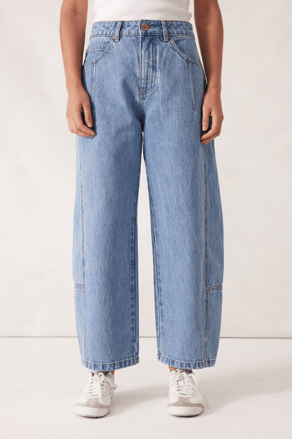 Demi Barrel Leg Jean - Vintage Wash