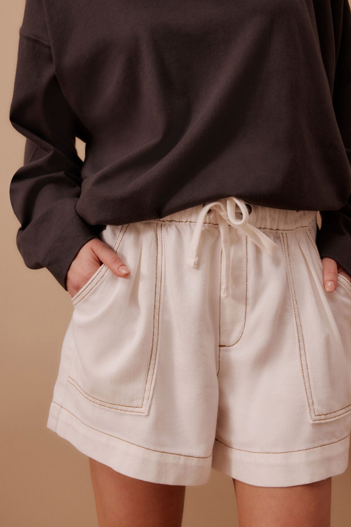 Darcy Relaxed Everyday Short - Ecru