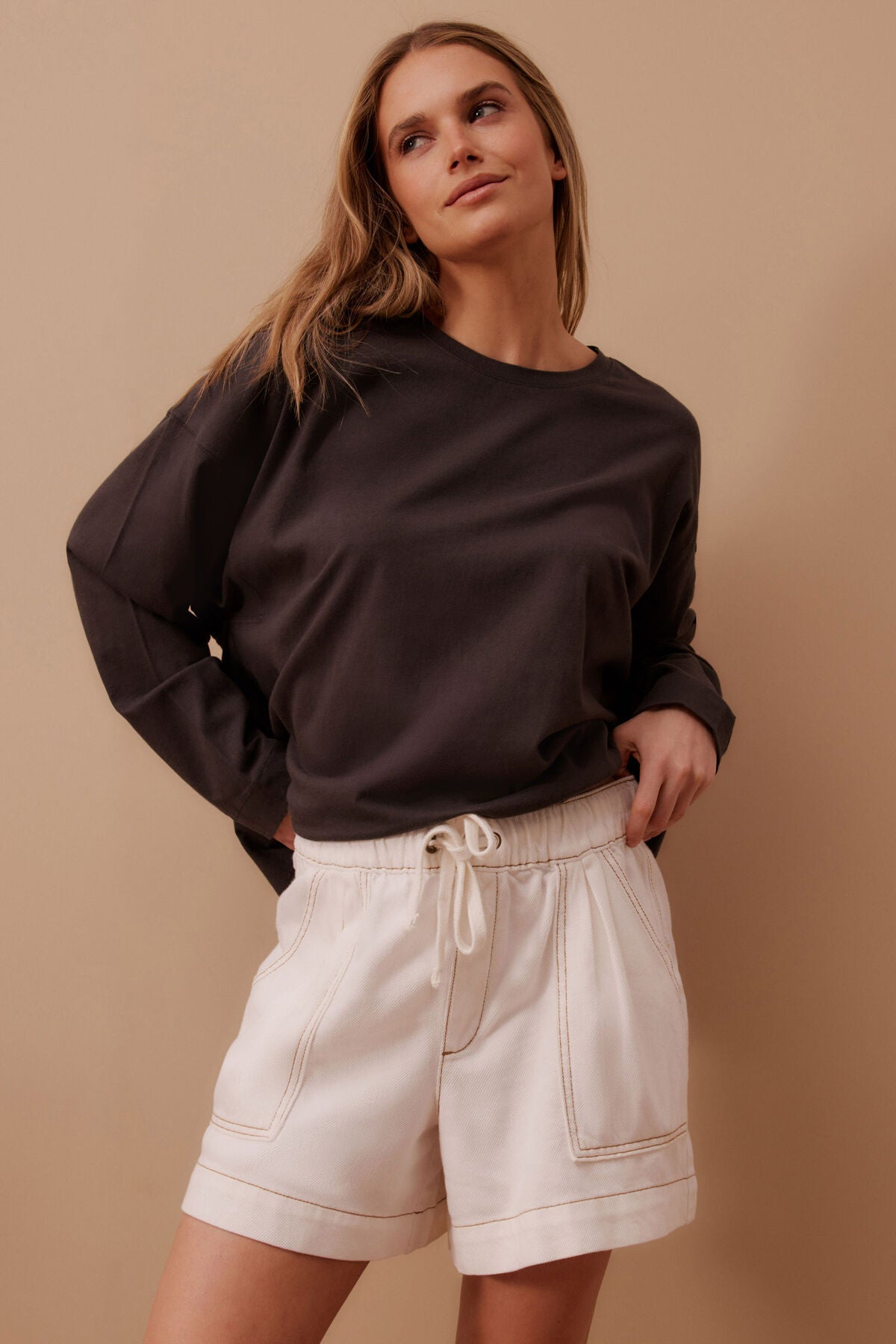 Darcy Relaxed Everyday Short - Ecru